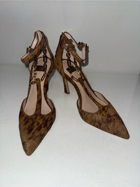 Louise et Cie Taite T-Strap Pump